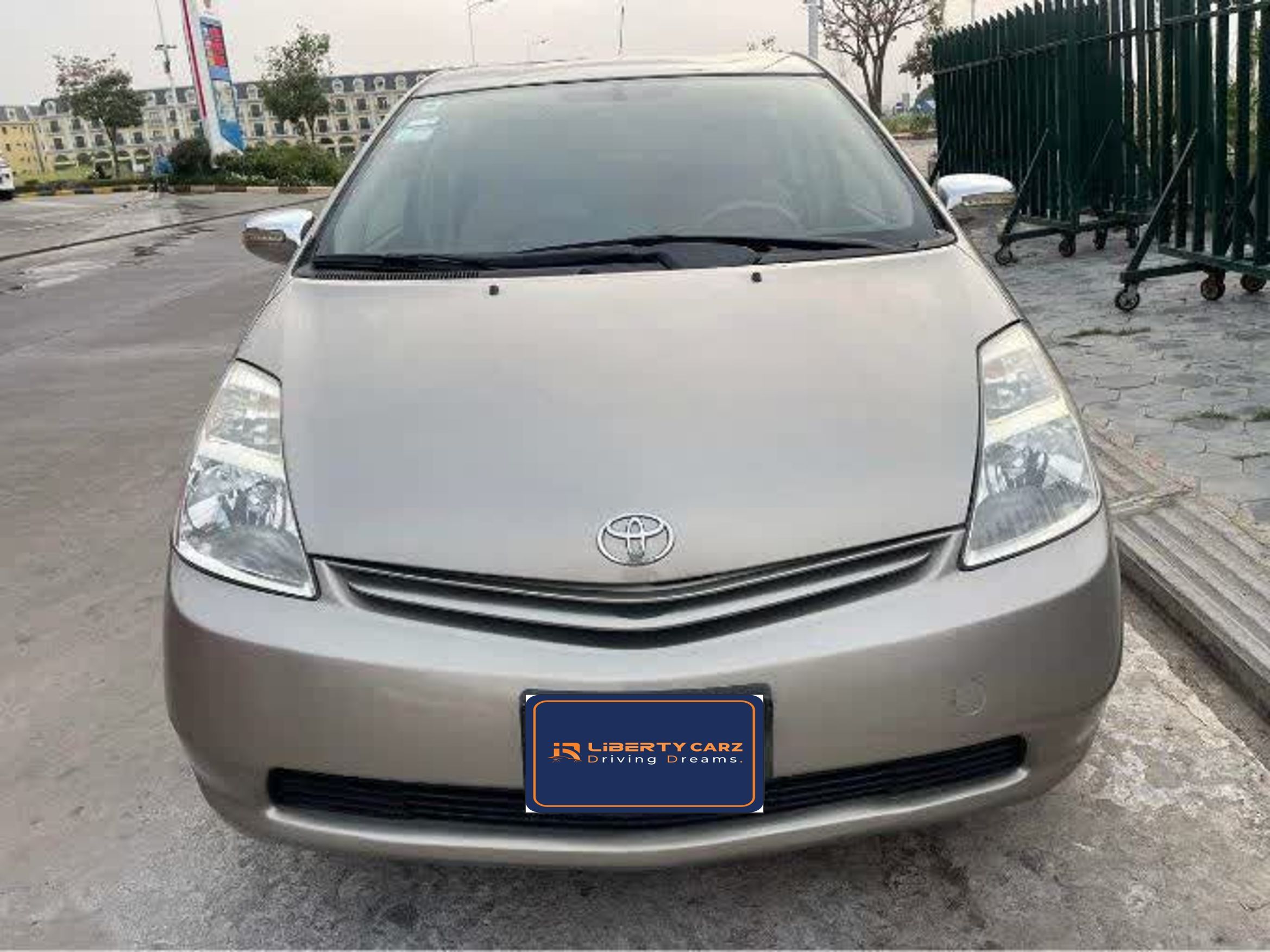 តូយ៉ូតា Prius 2008