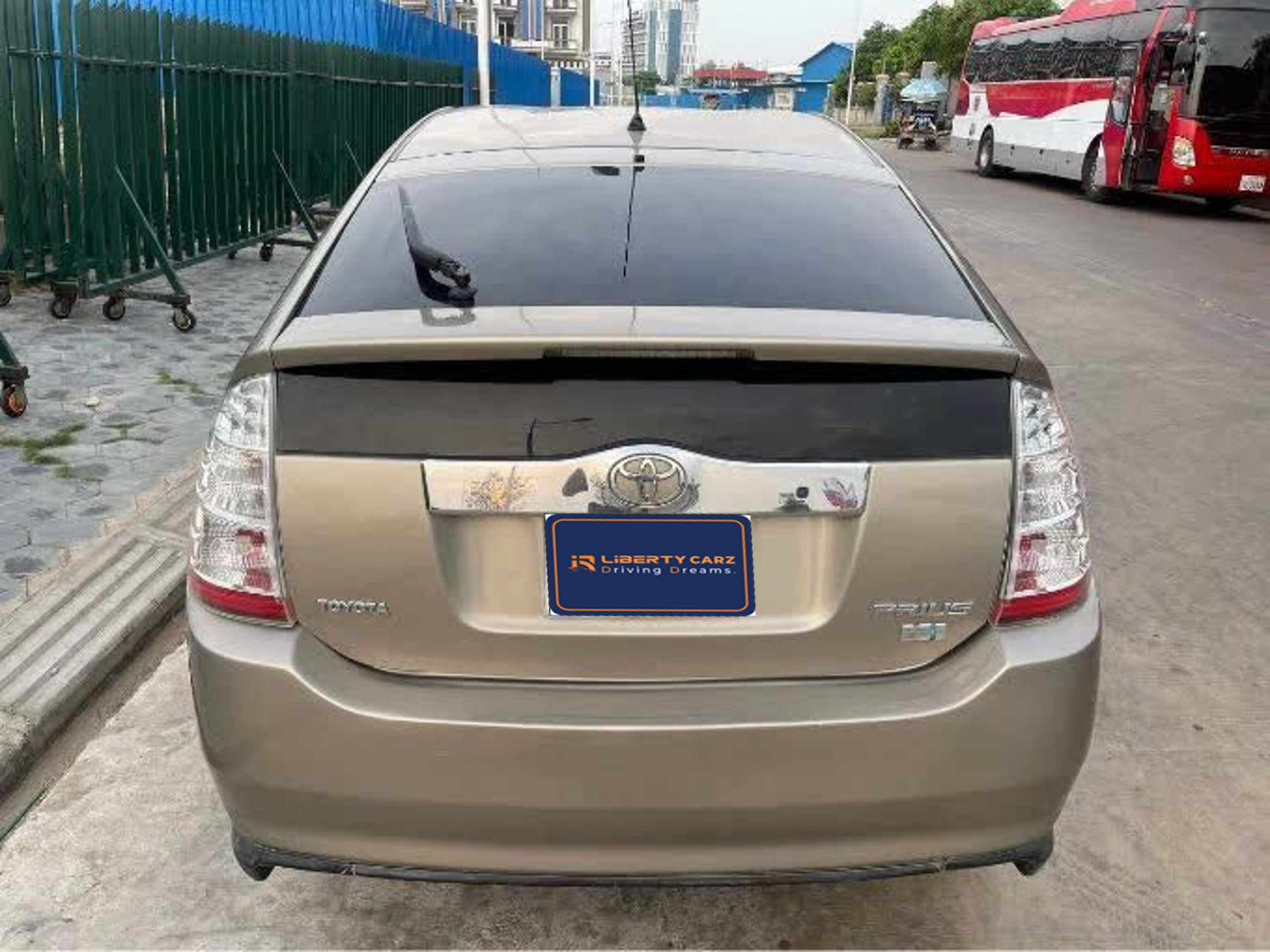 តូយ៉ូតា Prius 2008