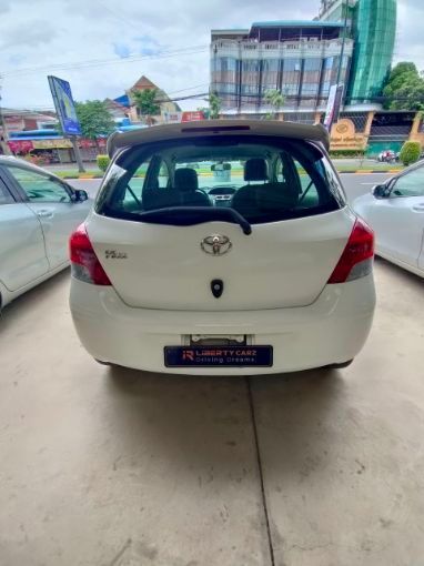 Toyota Vitz 2007