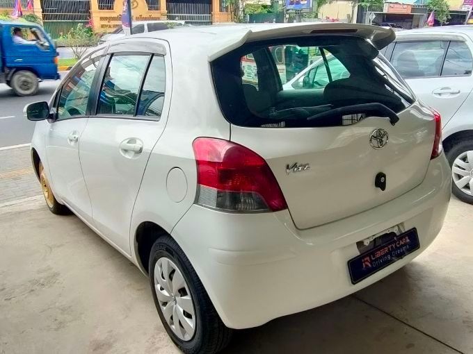 Toyota Vitz 2007