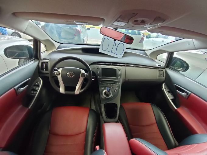 តូយ៉ូតា Prius 2010