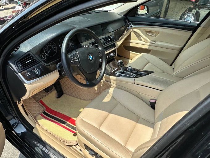 BMW 528i 2012