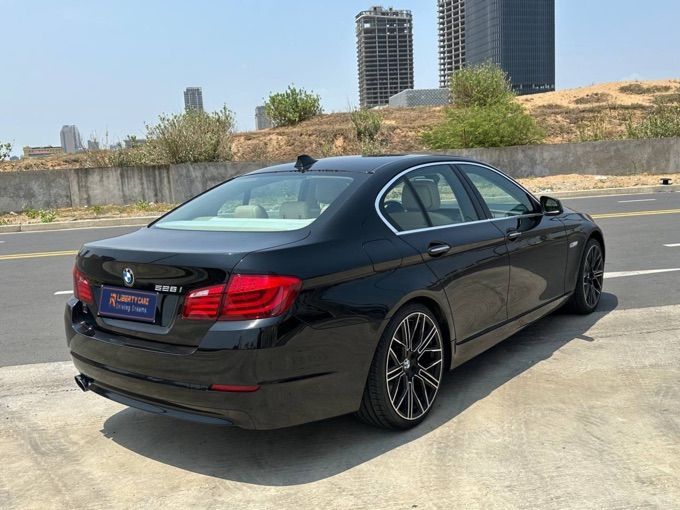 BMW 528i 2012