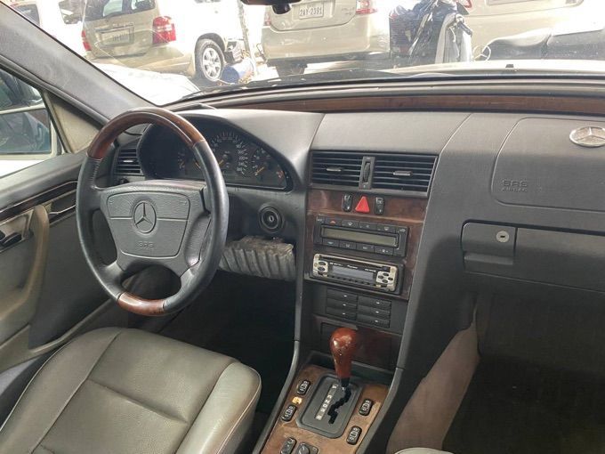 Mercedes-Benz C220 1999