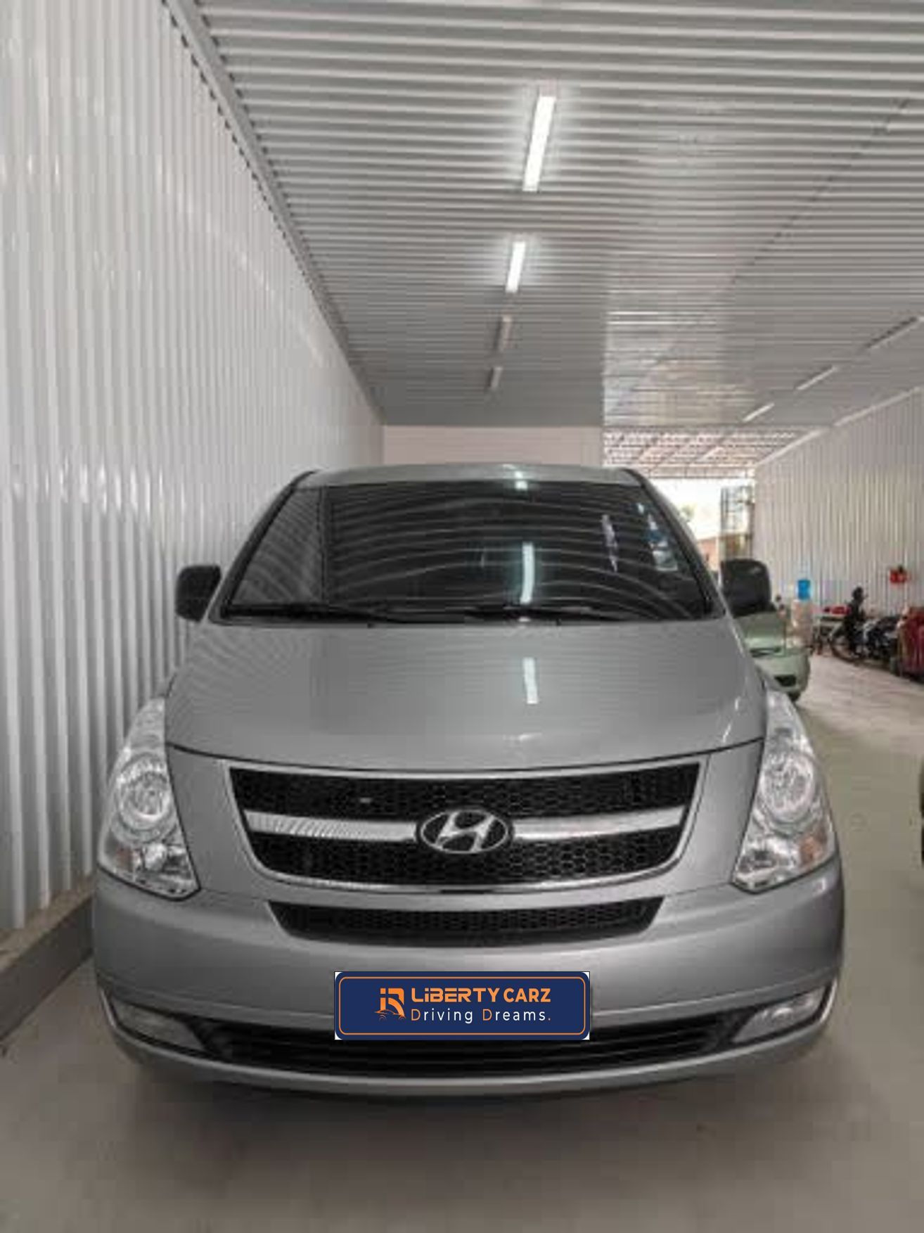 Hyundai Starex 2012