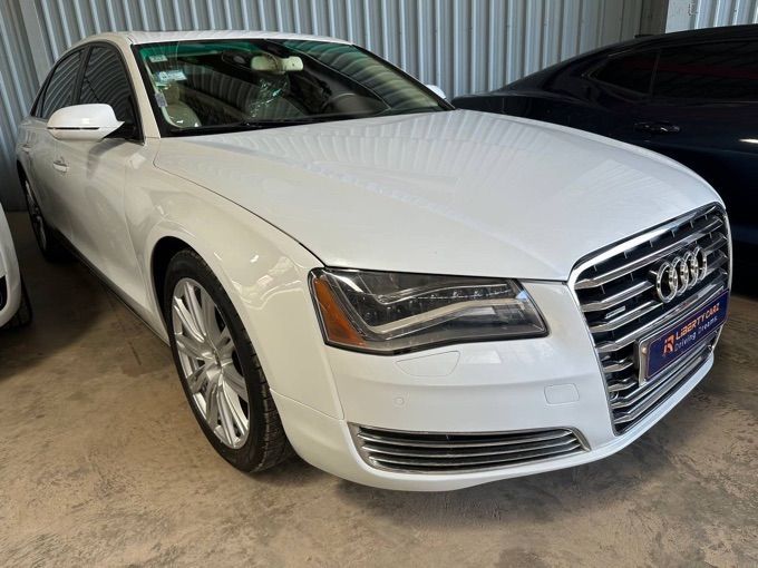 Audi A8L 2013