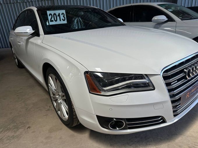 Audi A8L 2013