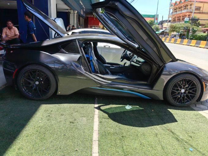 BMW i8 2015