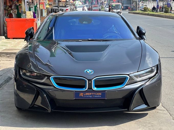 BMW i8 2015