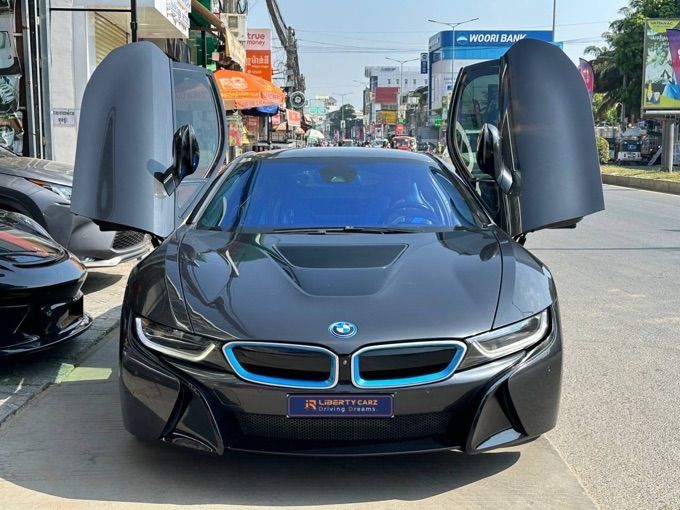 BMW i8 2015