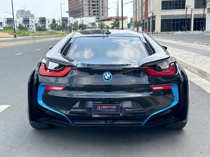 BMW i8 2015