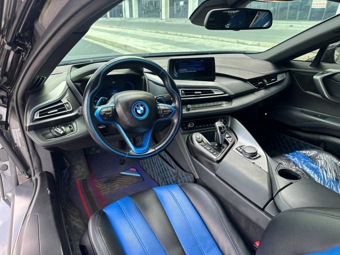 BMW i8 2015