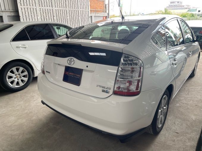 តូយ៉ូតា Prius 2009