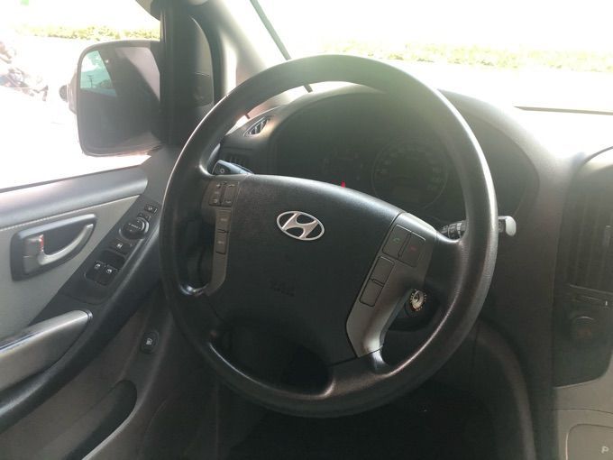 Hyundai Starex 2012