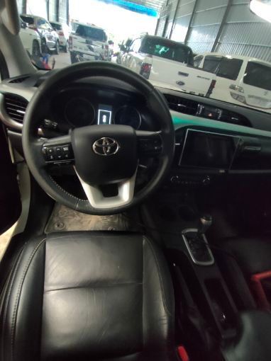 Toyota Hilux Revo 2016