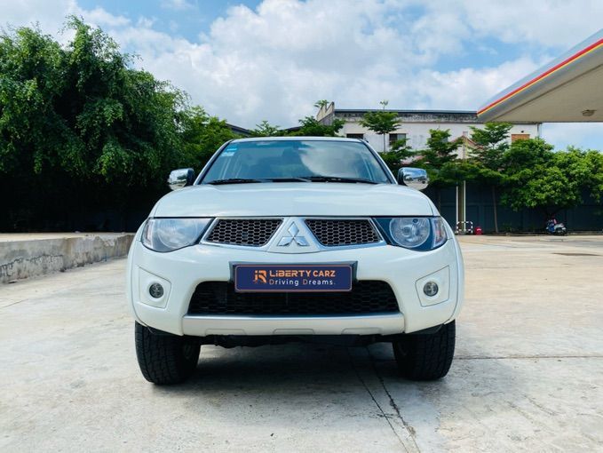 Mitsubishi Triton 2015