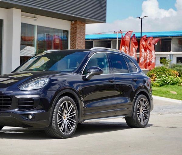 Porsche Cayenne 2015