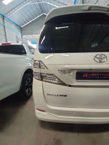 តូយ៉ូតា Vellfire 2019