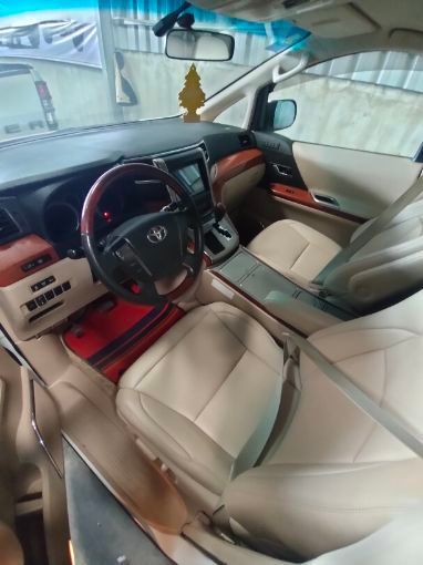 តូយ៉ូតា Vellfire 2019