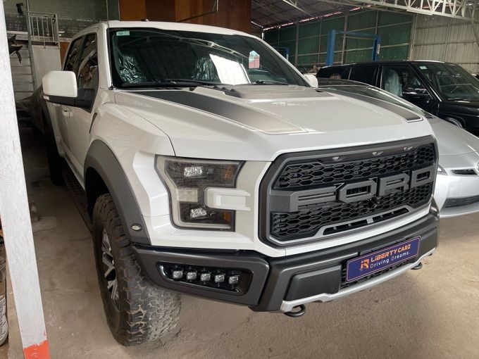 Ford F-150 Raptor 2015