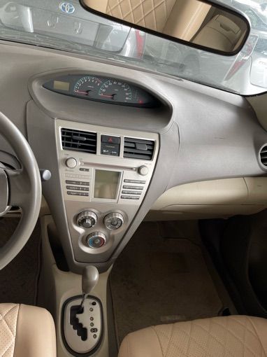 Toyota Belta 2011