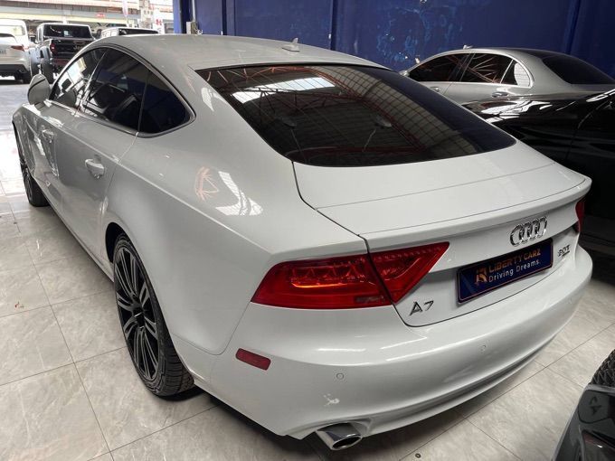 Audi A7 2012