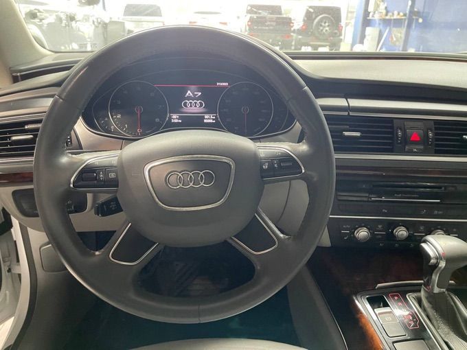 Audi A7 2012