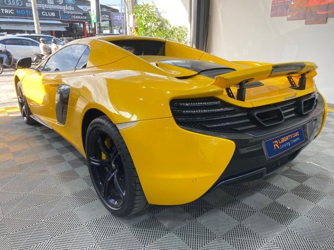 Mclaren 650s 2015