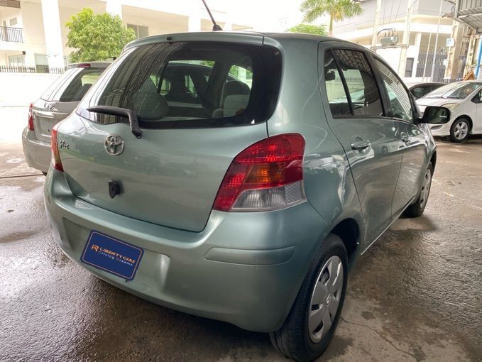 តូយ៉ូតា Vitz 2008