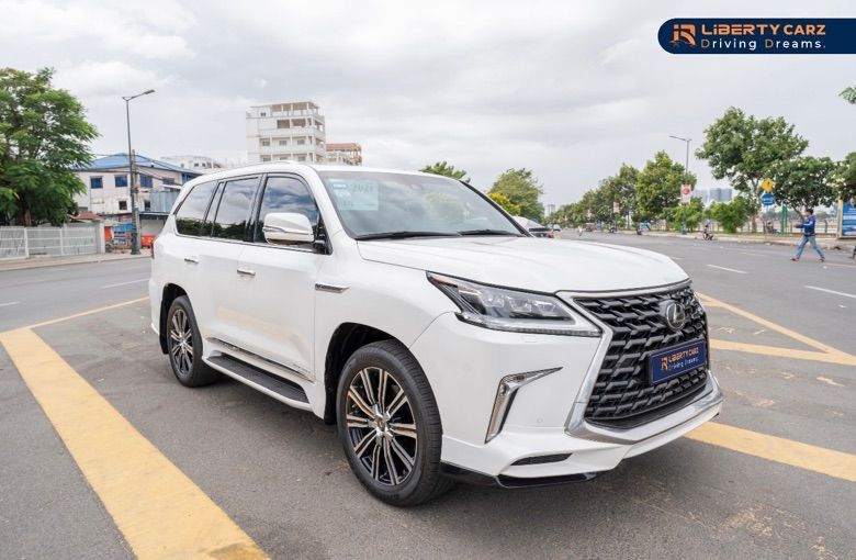 Lexus LX 570 2021