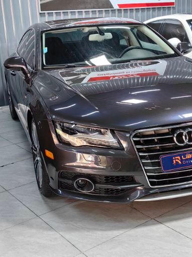 Audi A7 2012