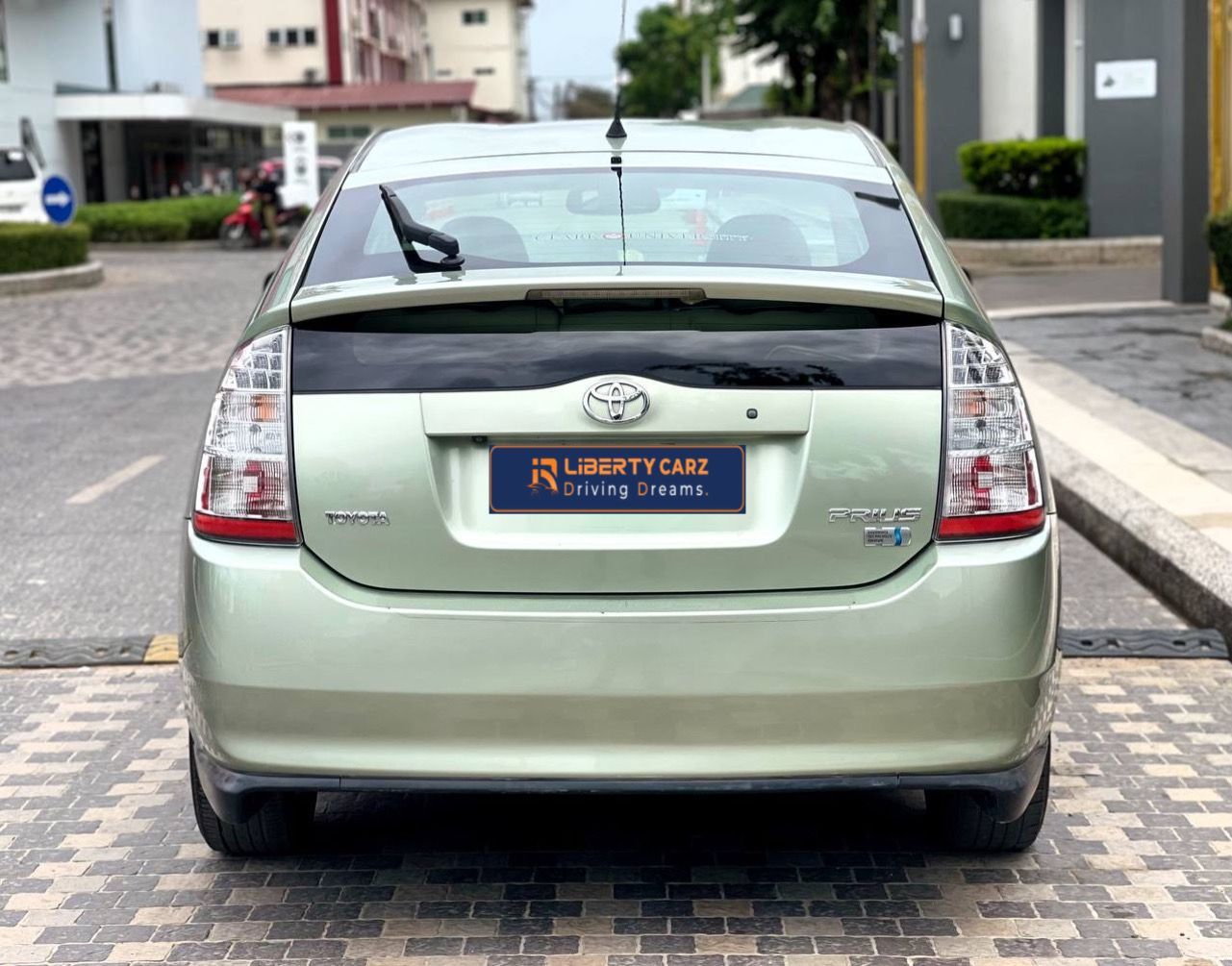 តូយ៉ូតា Prius 2007