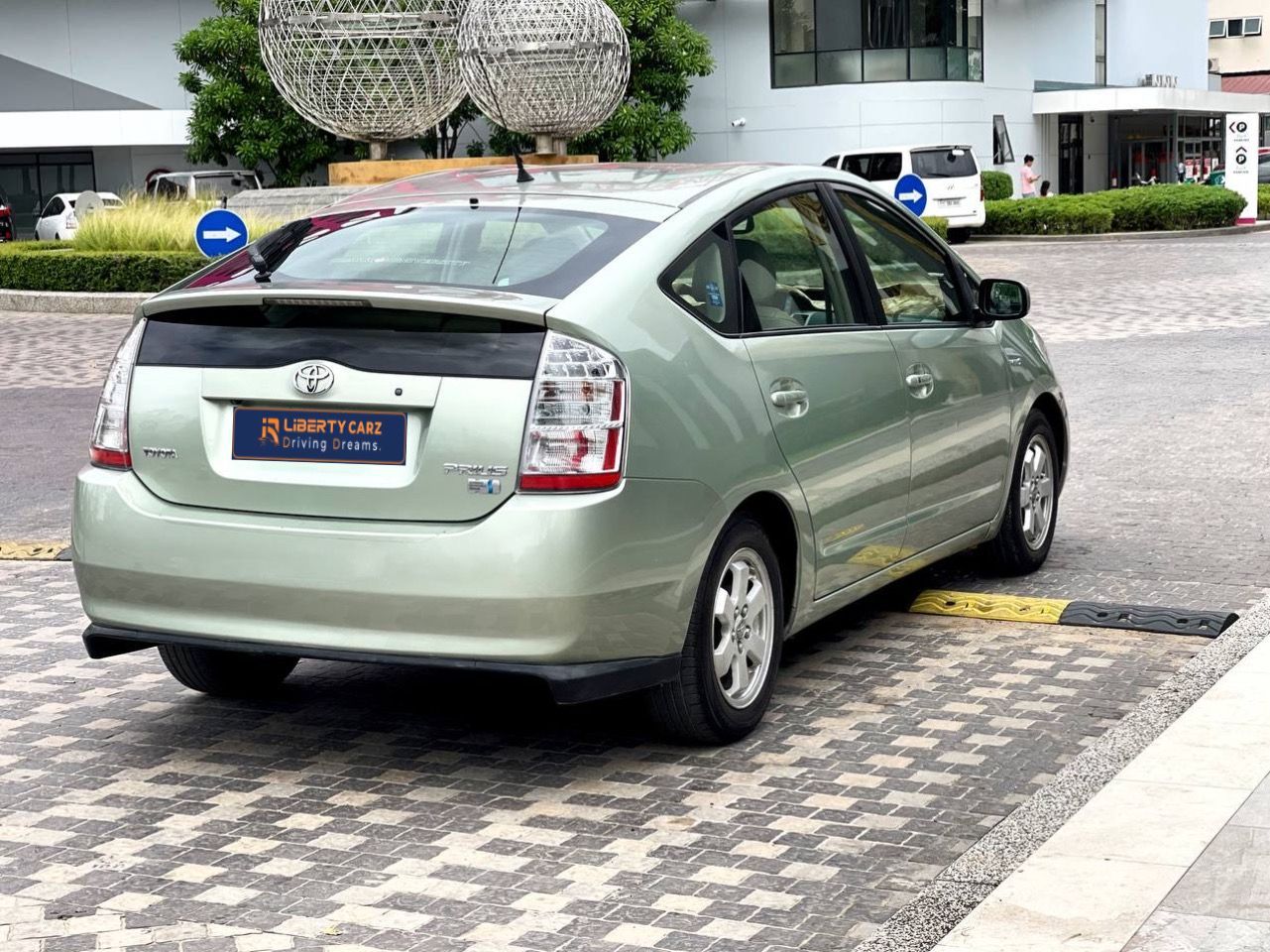 តូយ៉ូតា Prius 2007