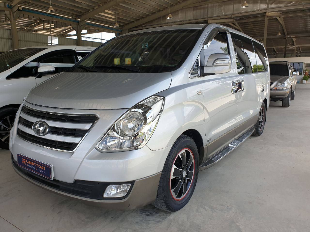 Hyundai Starex HVX 2008