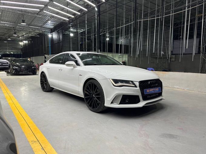 Audi A7 2012