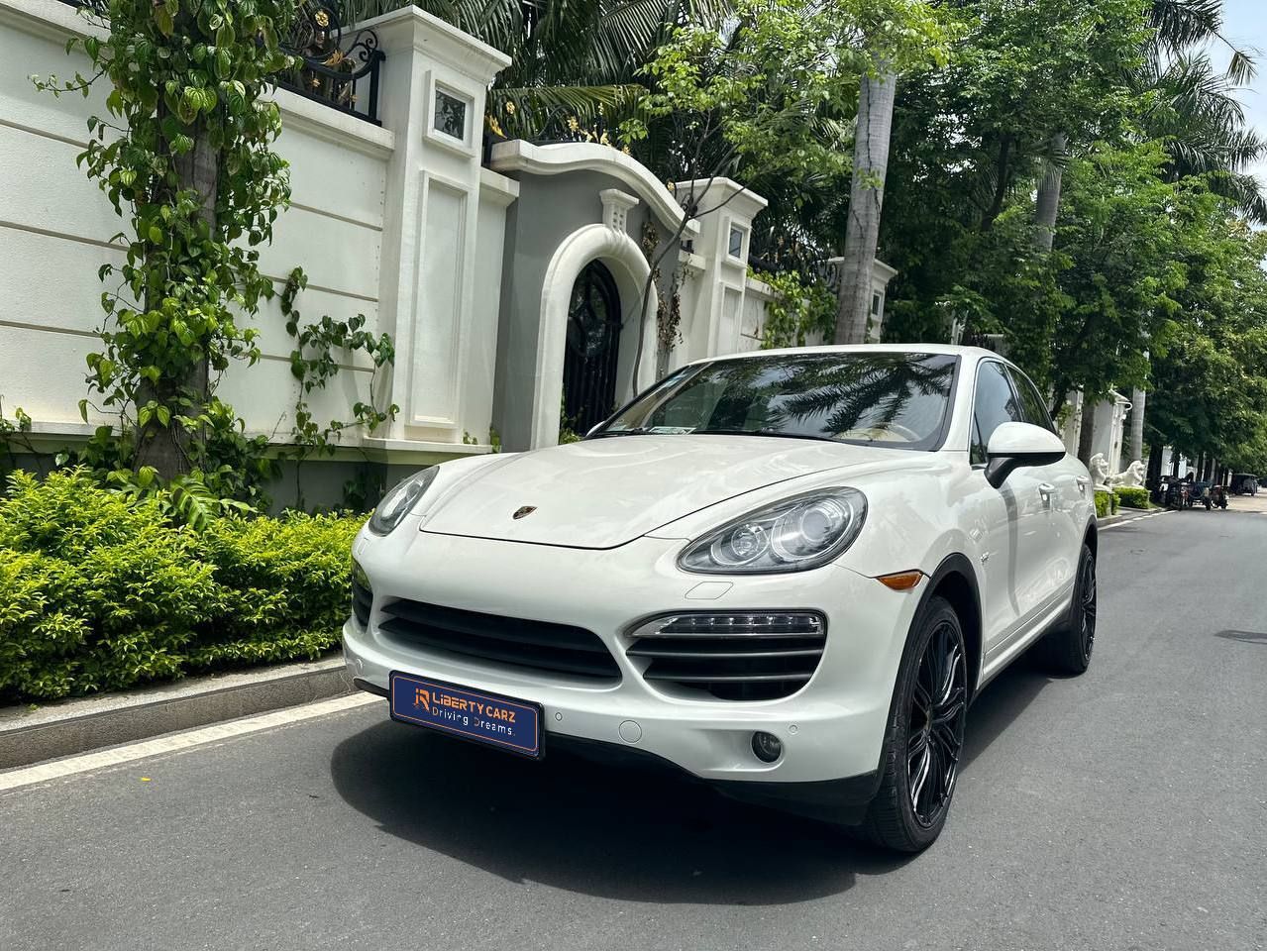 Porsche Cayenne 2011