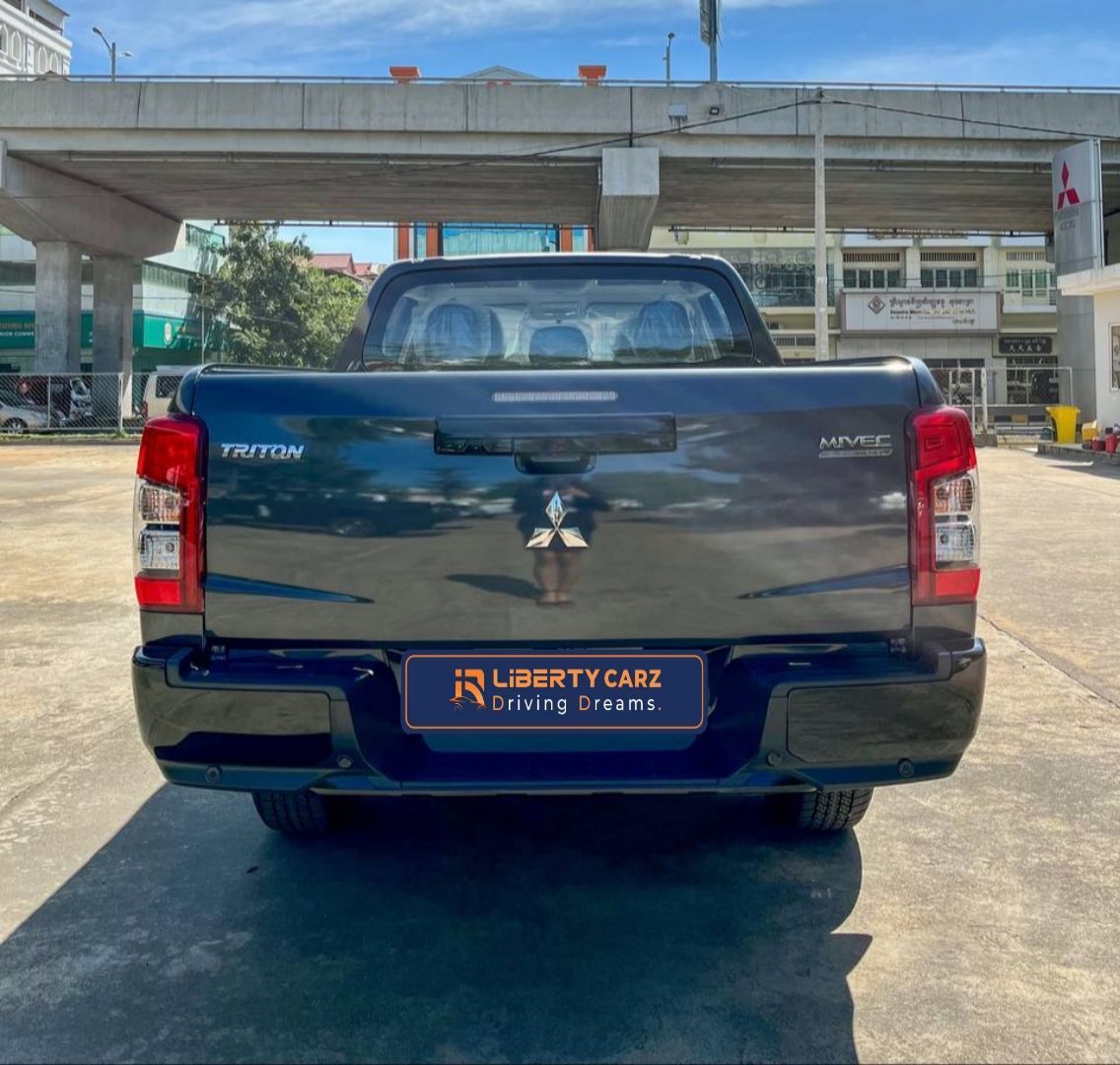 Mitsubishi Triton 2023