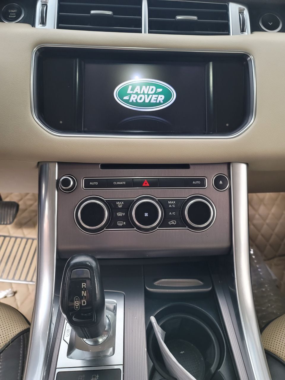 Land Rover RangeRover Sport 2014