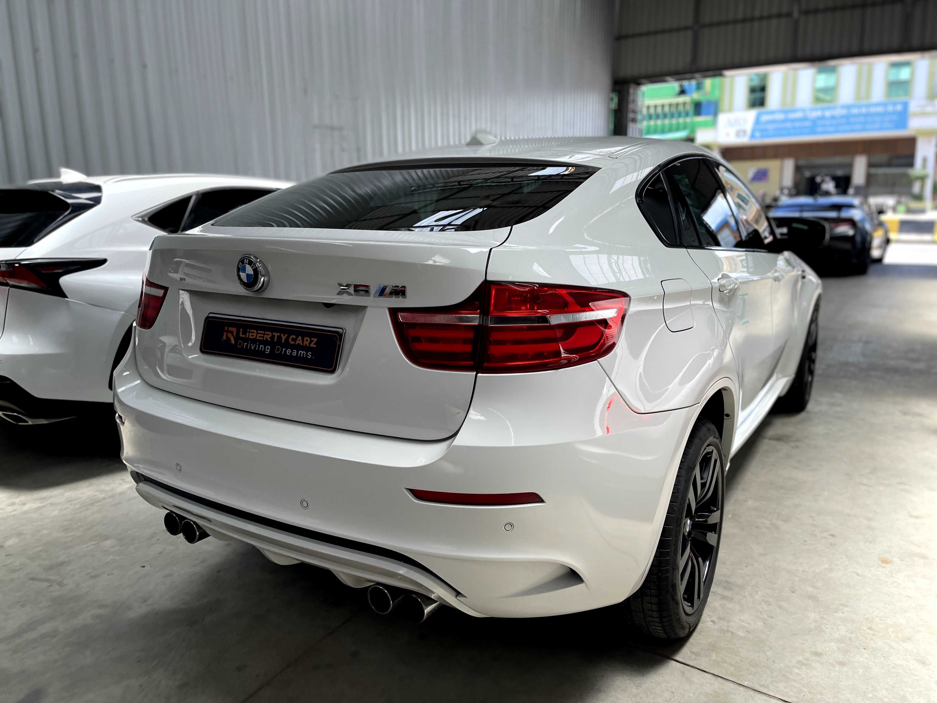 BMW X6 2013