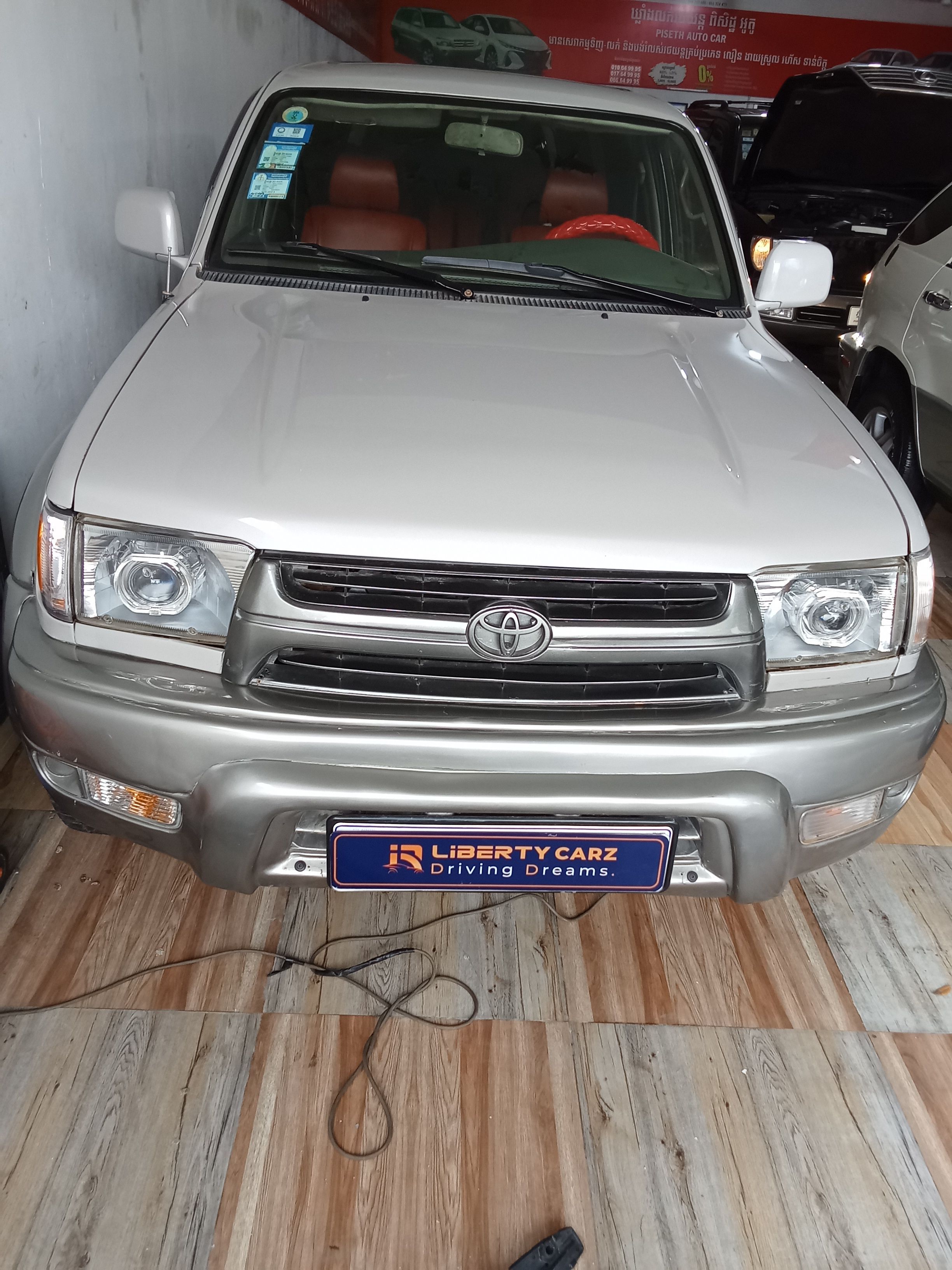 តូយ៉ូតា 4 Runner 1997