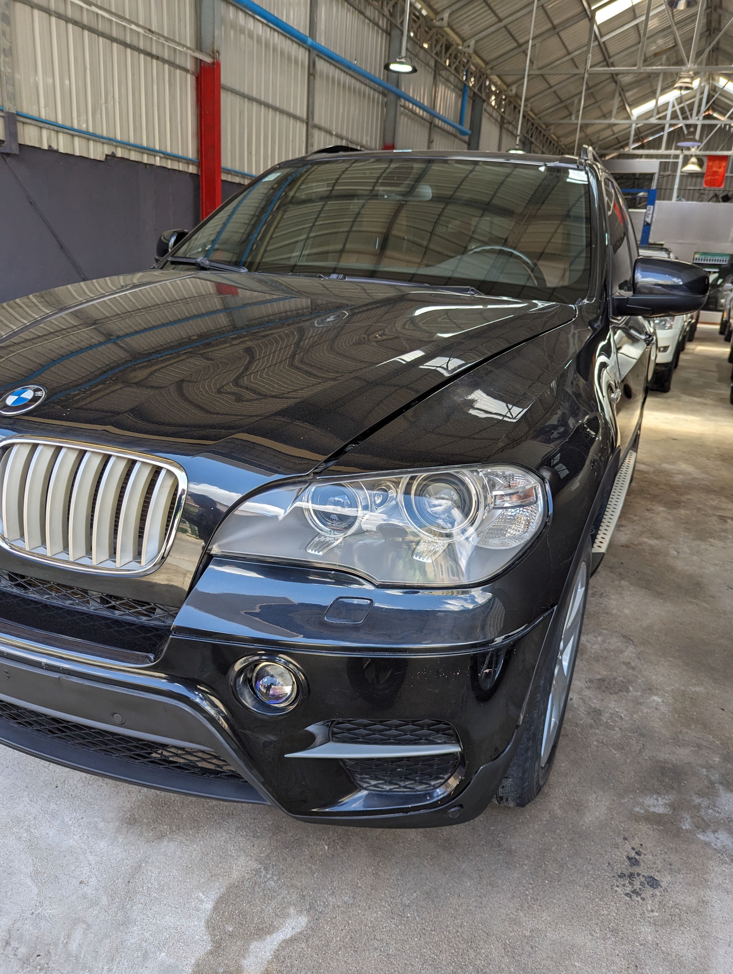 BMW X5 2011