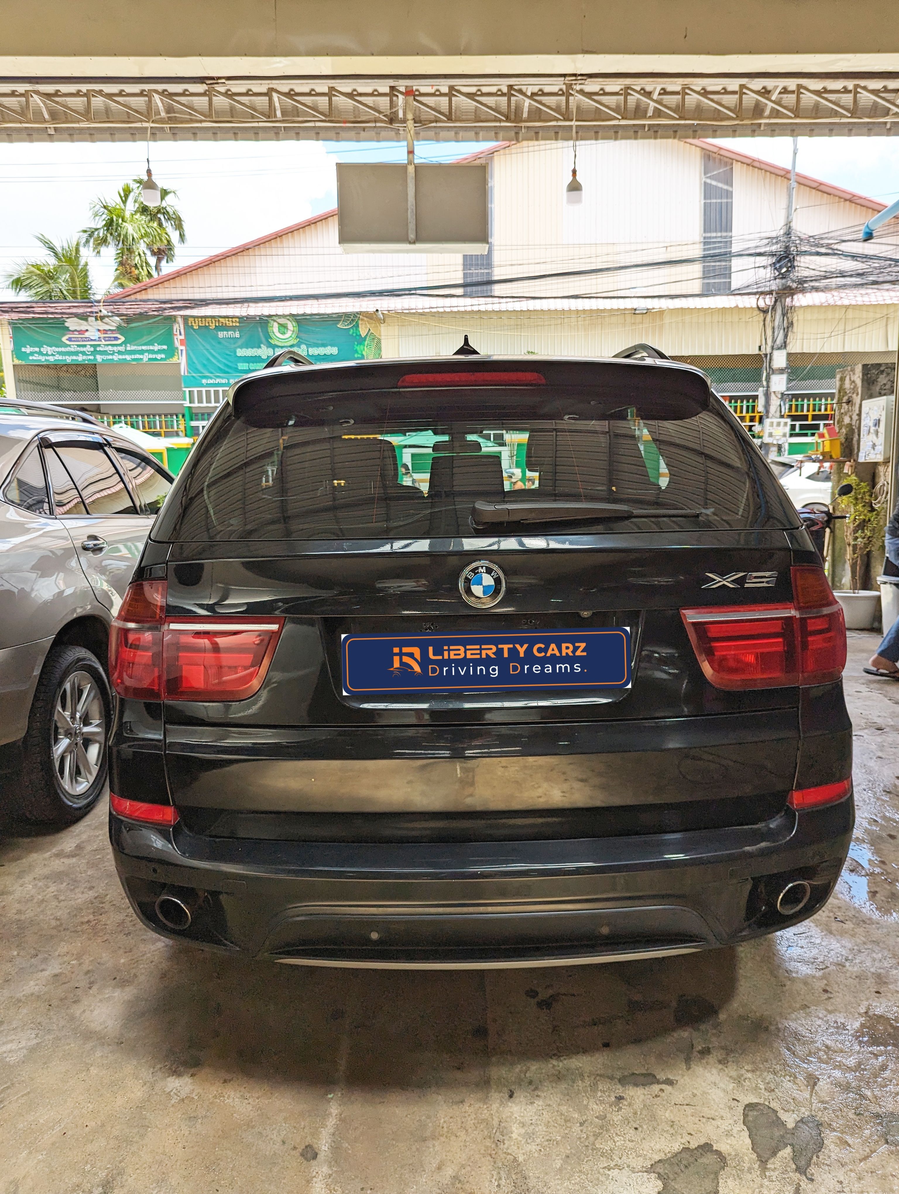 BMW X5 2011