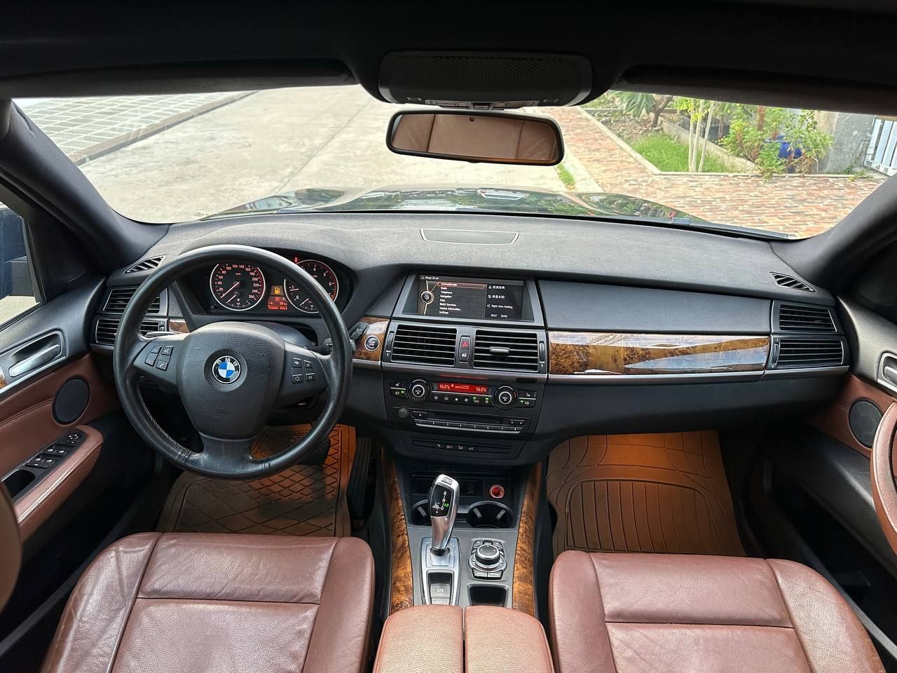 BMW X5 2011