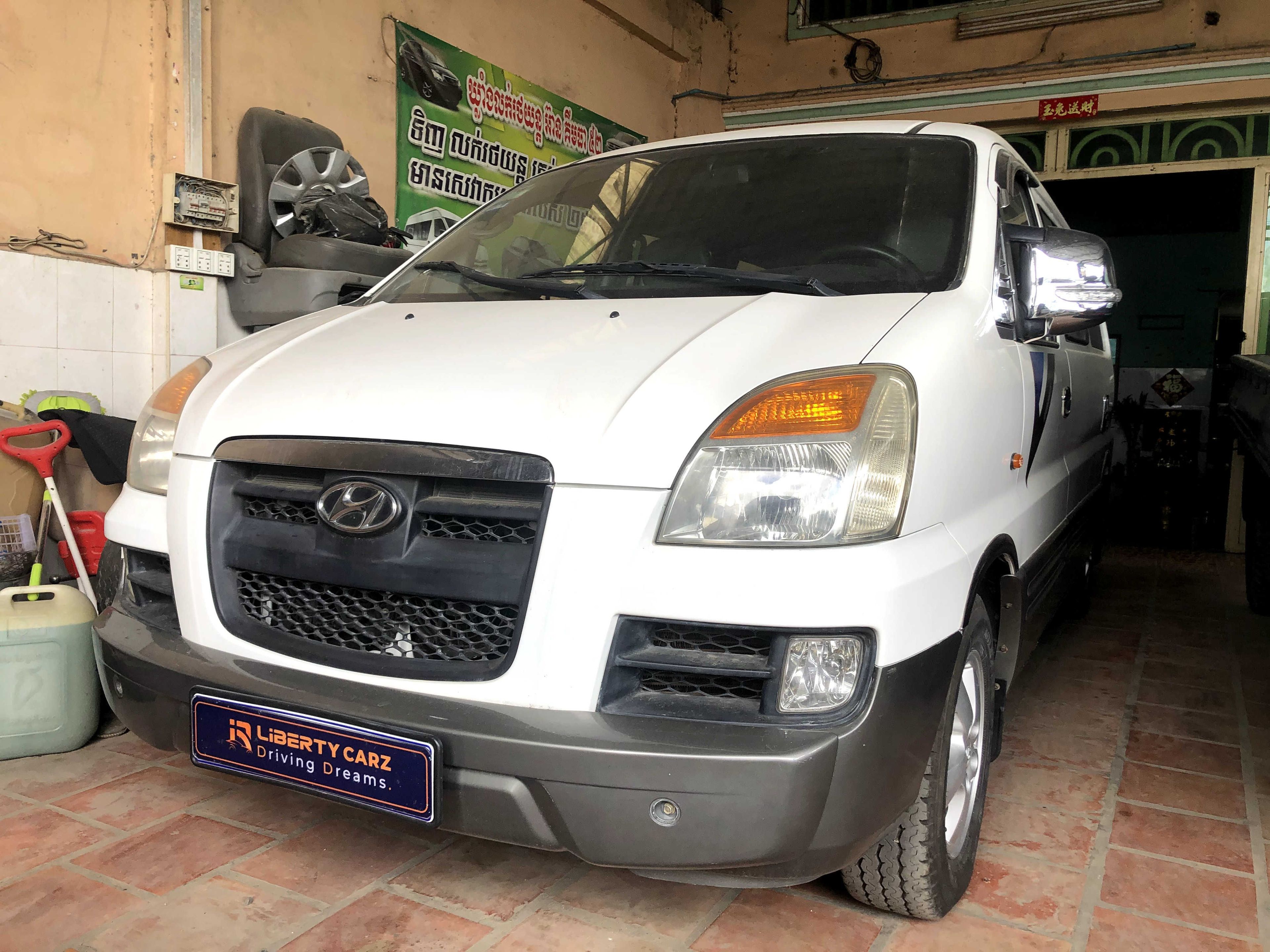 Hyundai Starex 2004