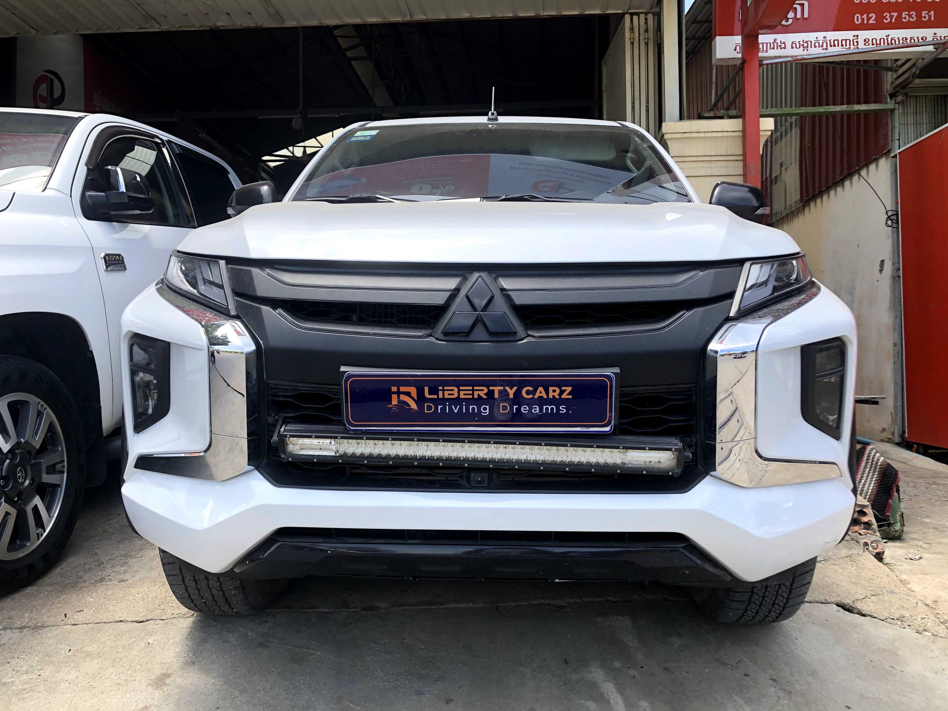 Mitsubishi Triton 2022