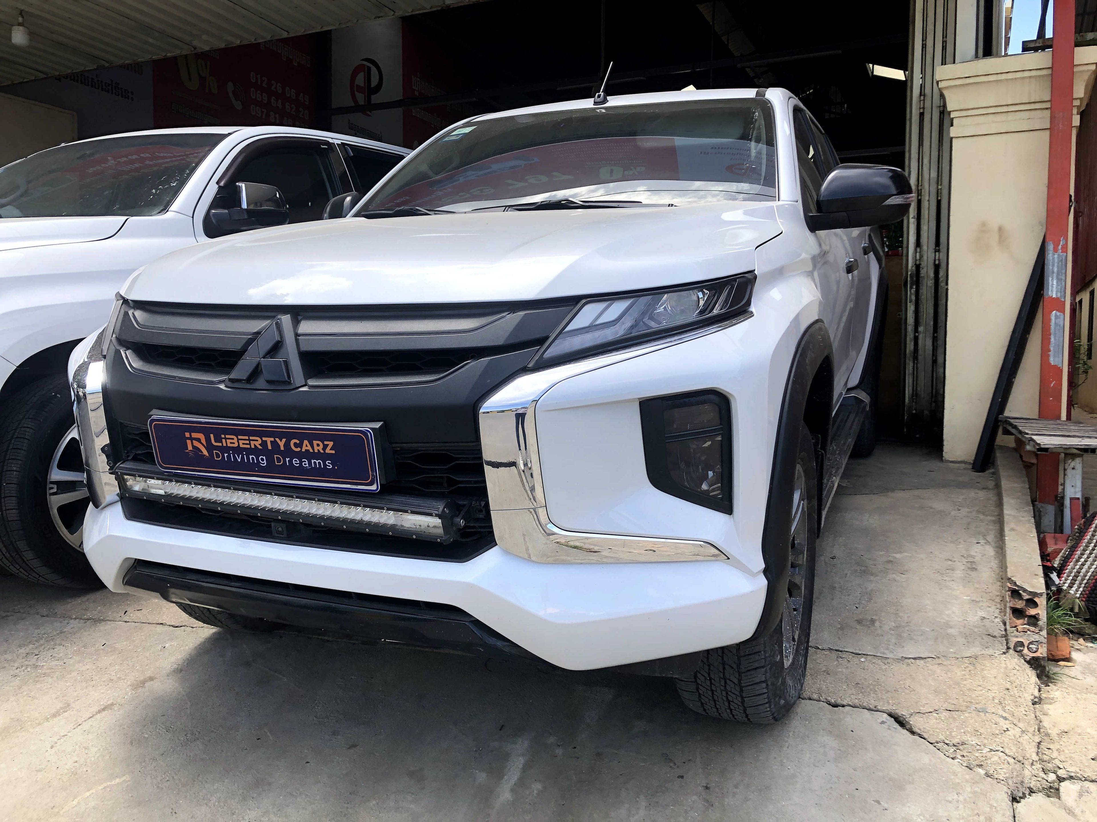 Mitsubishi Triton 2022