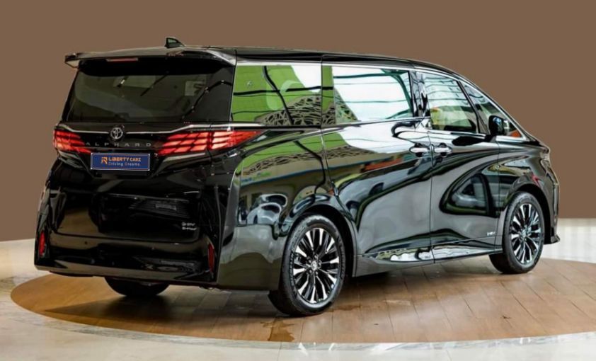 Toyota Alphard 2023