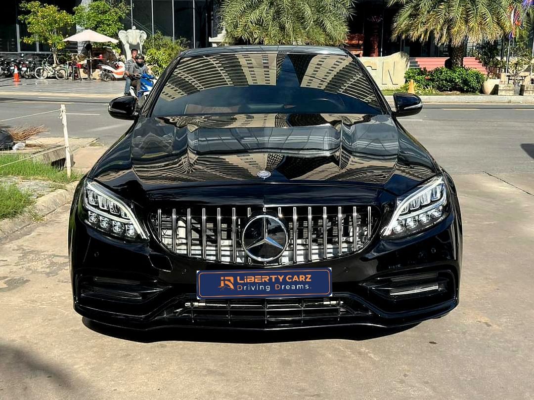 Mercedes-Benz C63 2015