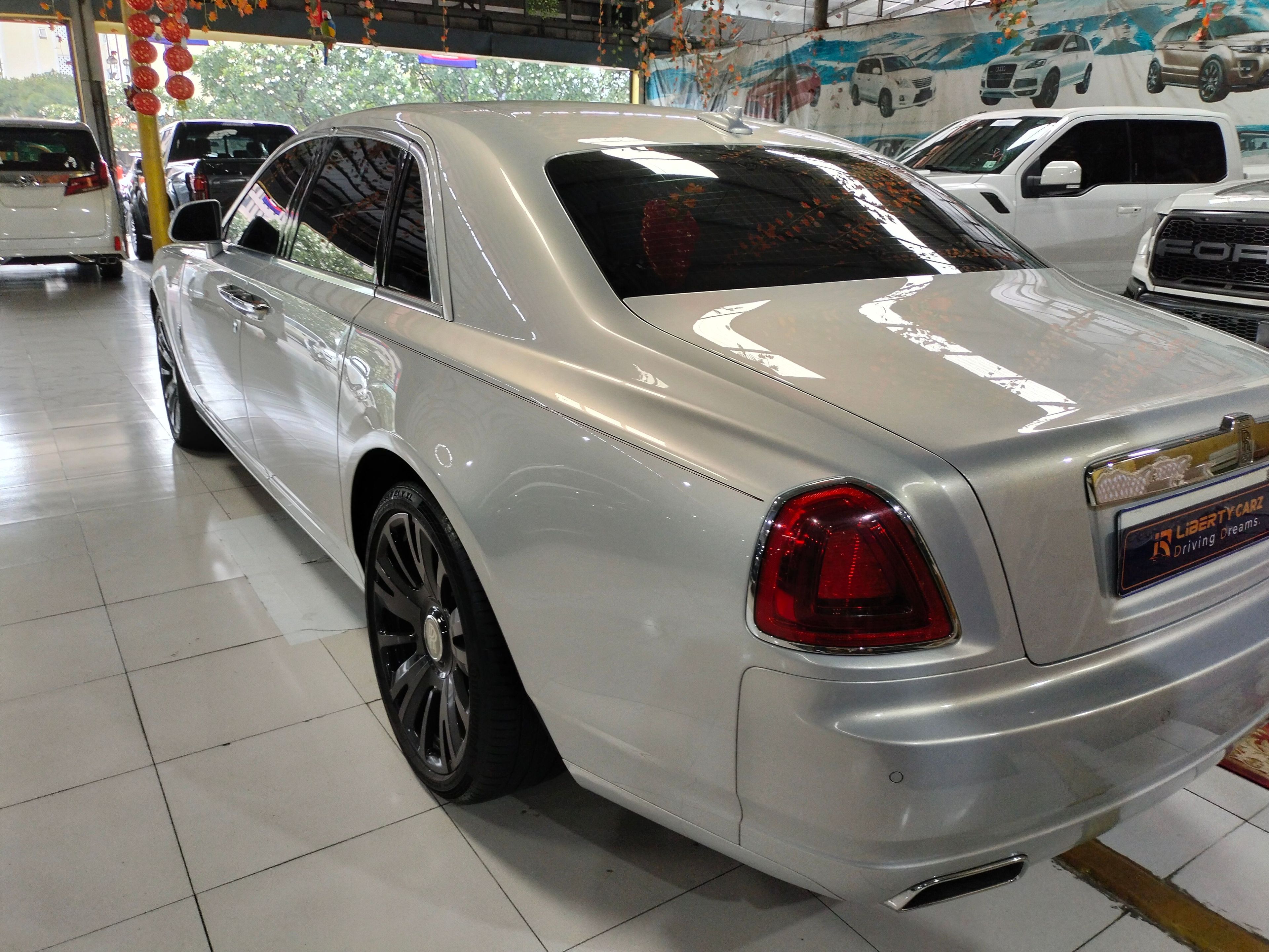 Rolls-Royce Ghost 2015