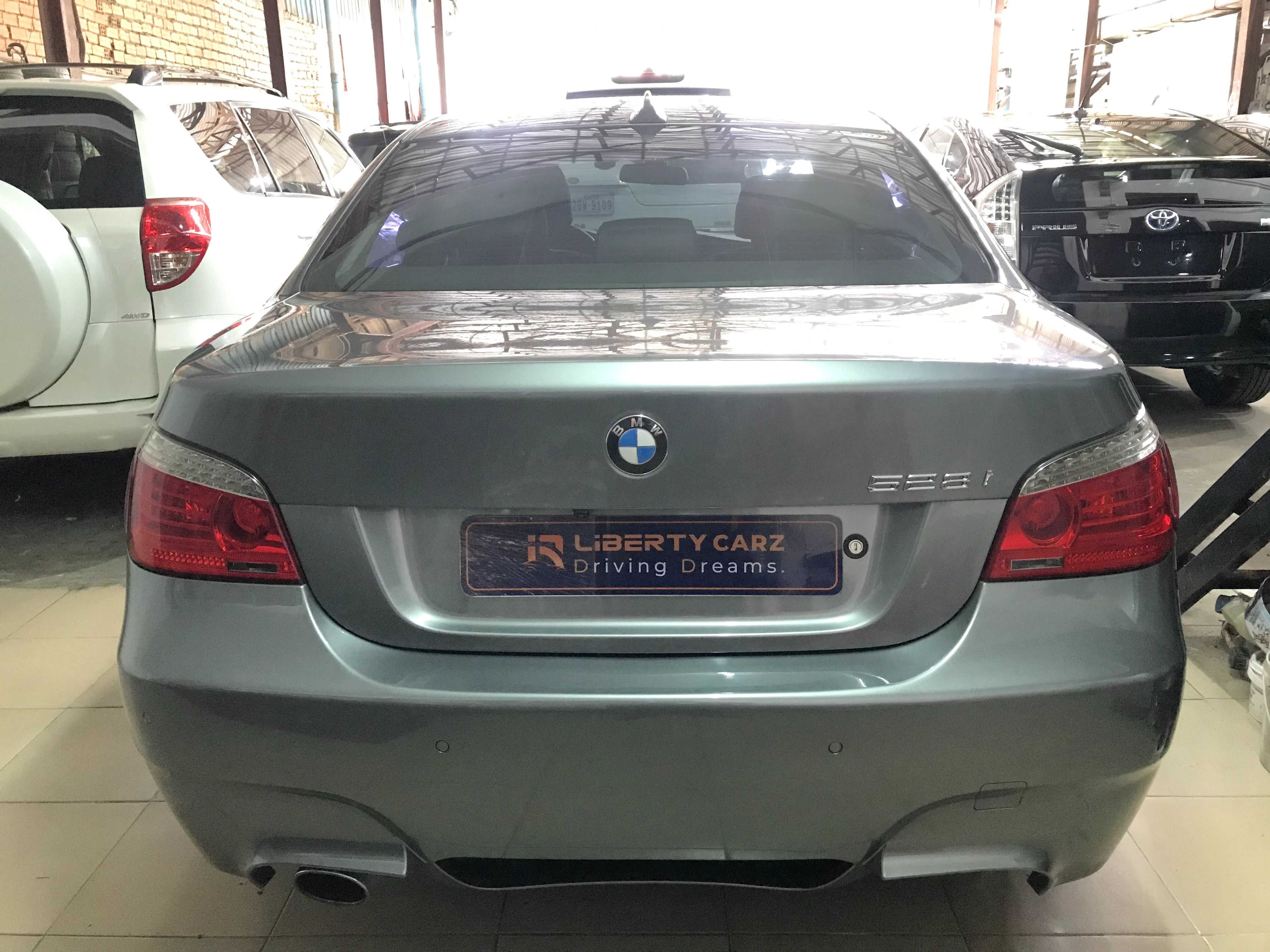 BMW 528i 2008